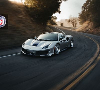 Фото дисков HRE 527 на Ferrari 488