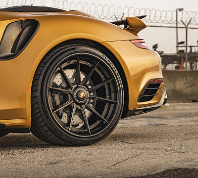 Фото дисков Strasse Wheels SV10 Deep Concave FS на Porsche 911 VII