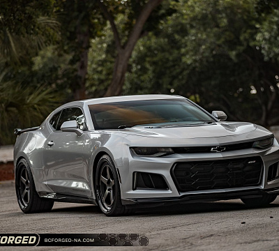 Фото дисков BC Forged LE05 // MLE05 на Chevrolet Camaro VI