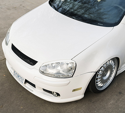 Фото дисков Rotiform PMF на Volkswagen Golf VII