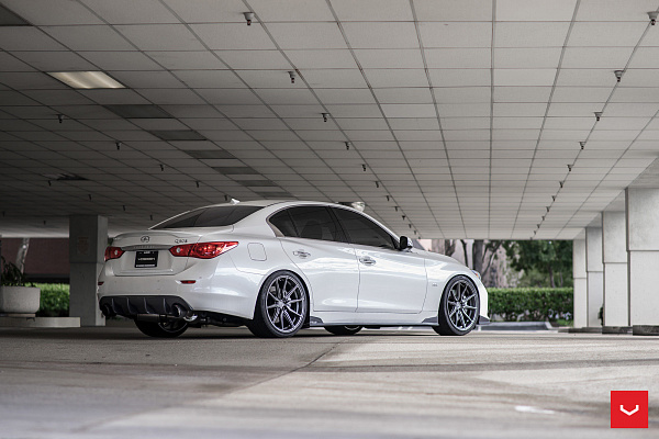 Фото дисков Vossen HF-3 Глянцевый графит на Infiniti Q50