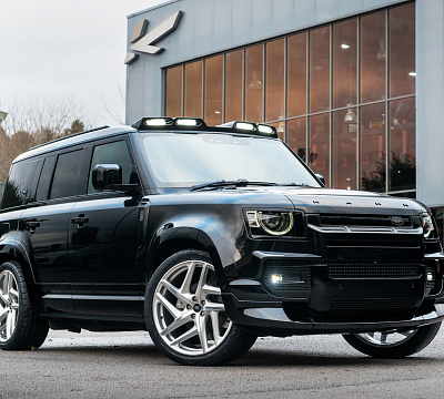 Фото дисков Kahn Type 52 RS на Land Rover Defender II