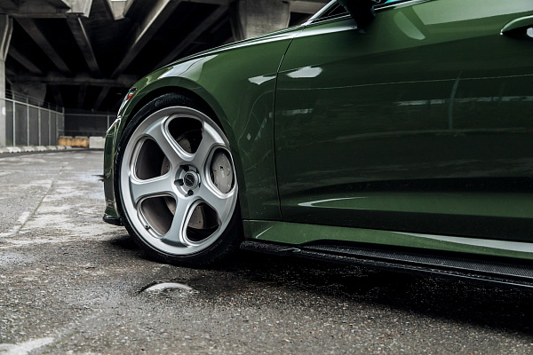 Фото дисков Brixton Forged TR06 Серебро на Audi A/RS 6 (C8)