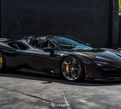 Фото дисков Anrky XR-205 на Ferrari SF90