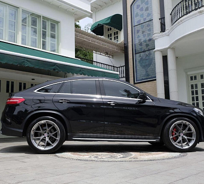 Фото дисков HRE S101 на Mercedes-Benz GLE I