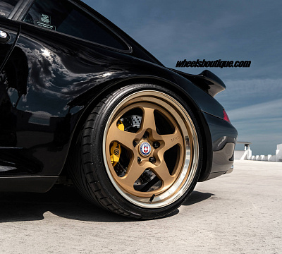 Фото дисков HRE 527 на Porsche 911 IV