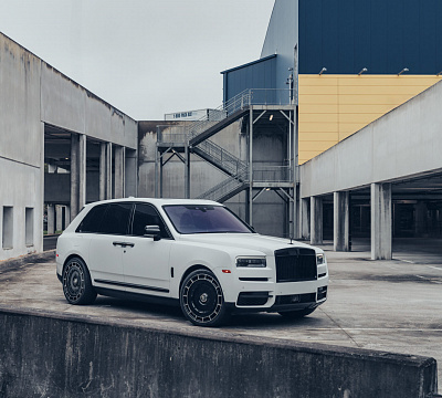 Фото дисков Vossen HF-9 на Rolls-Royce Cullinan