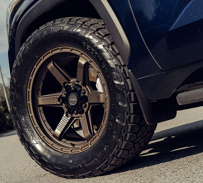 Фото дисков 4PLAY 4PS63 на Toyota Sequoia III