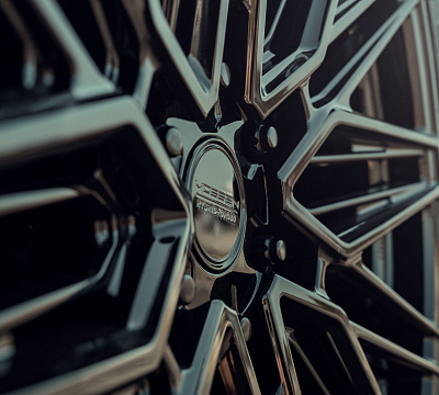 Фото дисков Vossen HF6-5 на Cadillac Escalade V