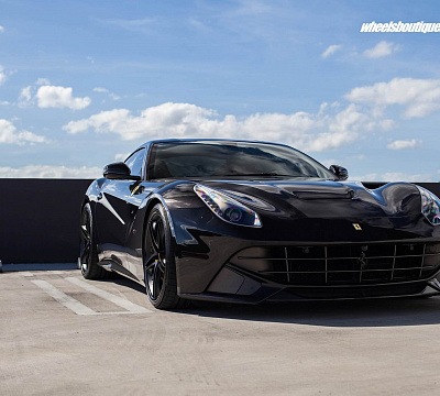 Фото дисков HRE S207 на Ferrari F12