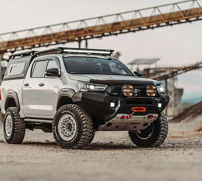 Фото дисков Black Rhino FUJI на Toyota Hilux VIII