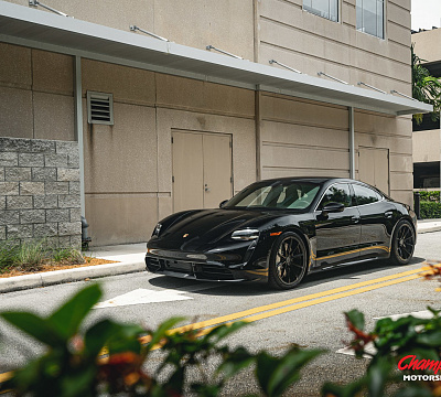 Фото дисков Vossen RS92 на Porsche Taycan I