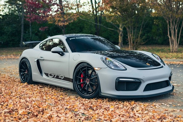 Фото дисков Brixton Forged R11-R Черный сатин на Porsche Cayman II