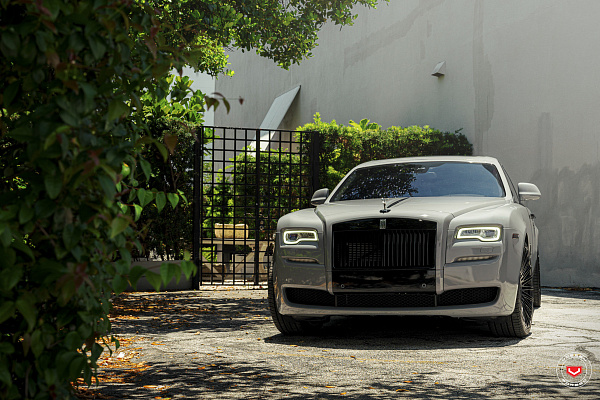Фото дисков Vossen S17-14 Черный сатин на Rolls-Royce Ghost I