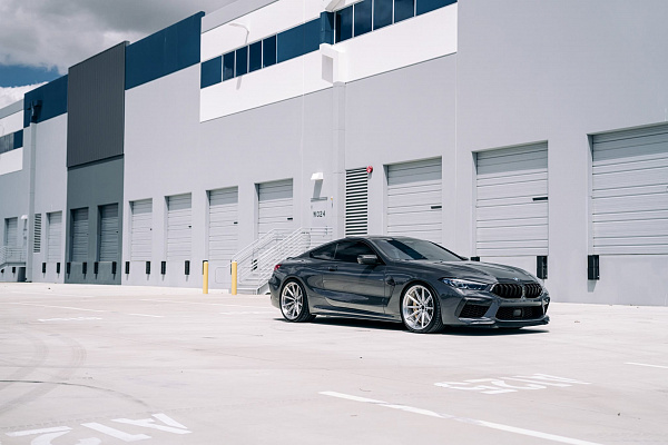 Фото дисков Brixton Forged R11-R Глянцевый лак на BMW 8/M8