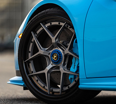 Фото дисков Brixton Forged PF7 на Lamborghini Huracan