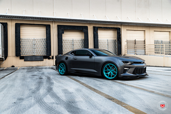 Фото дисков Vossen S21-01 Другой цвет на Chevrolet Camaro VI