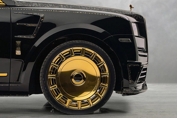 Фото дисков Mansory FD.15 Глянцевое золото на Rolls-Royce Cullinan