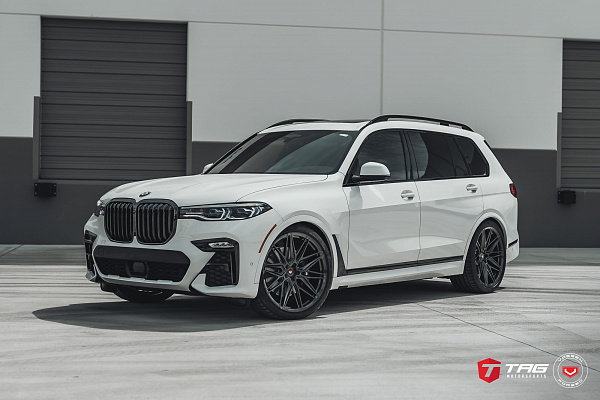 Фото дисков Vossen EVO-5 Черный глянец на BMW X7 (G07)