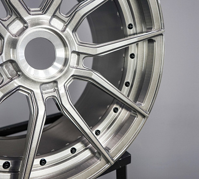 Strasse Wheels SV5 Deep Concave Duoblock