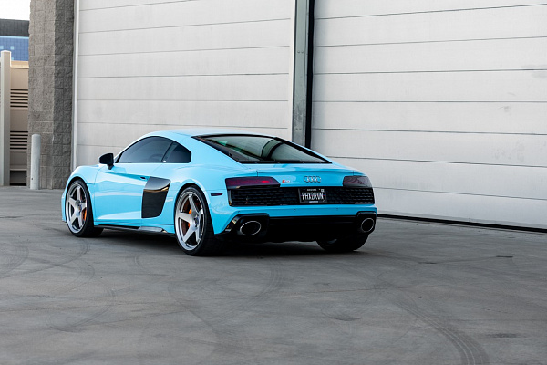 Фото дисков Brixton Forged TR04 Серебро на Audi R8 (4S)