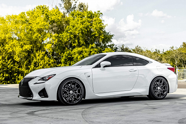 Фото дисков HRE FF10 Сатиновый графит на Lexus RC