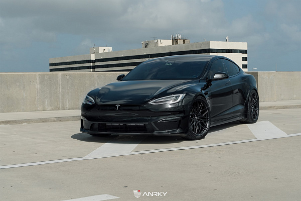 Фото дисков Anrky S1-X1 Черный сатин на Tesla Model S