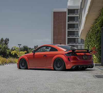 Фото дисков Rotiform LHR-M на Audi TT (8S)