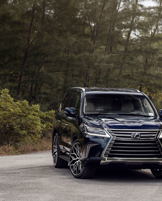 Фото дисков HF-2 Алмазная проточка на Lexus LX III