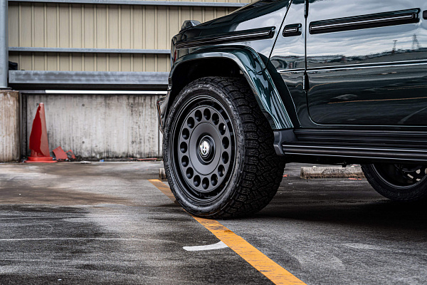 Фото дисков HRE 037 GTM Черный сатин на Mercedes-Benz G-Class III
