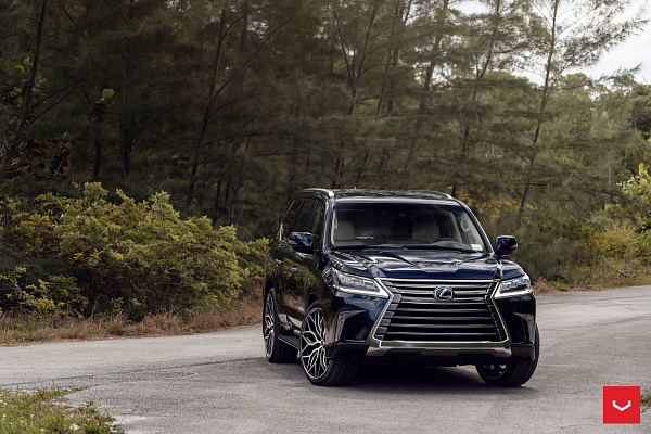 Фото дисков Vossen HF-2 Алмазная проточка на Lexus LX III