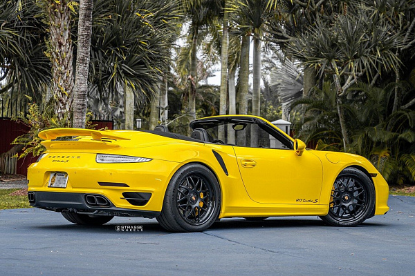 Фото дисков Strasse Wheels SV8 Performance Черный матовый на Porsche 911 VII