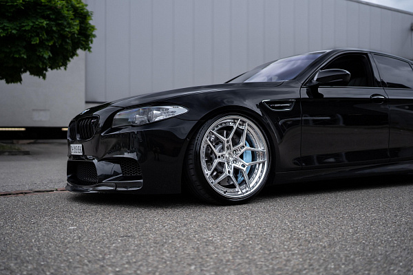 Фото дисков ST Wheels ST21.2 Полированный лак на BMW 5/M5 (F10)