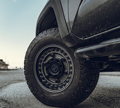 Фото дисков Black Rhino ARMORY на Toyota Tacoma III