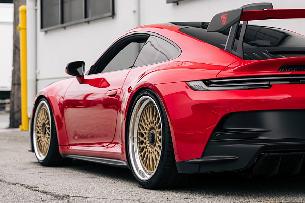 Фото дисков Brixton Forged TR20 Сатиновое золото на Porsche 911 VIII