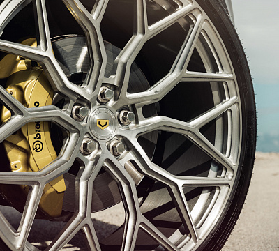 Фото дисков Vossen S17-01 на Land Rover Range Rover IV