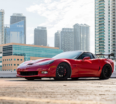 Фото дисков Vossen M-X2 на Chevrolet Corvette C6