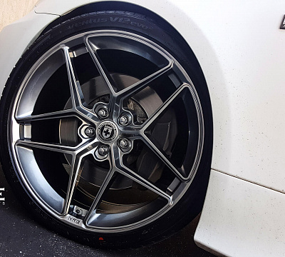 Фото дисков HRE FF11 на Lexus RC