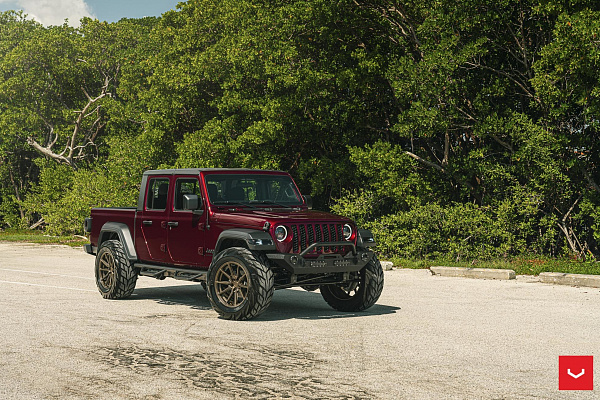 Фото дисков Vossen HF-3 Сатиновая бронза на Jeep Gladiator II (JT)