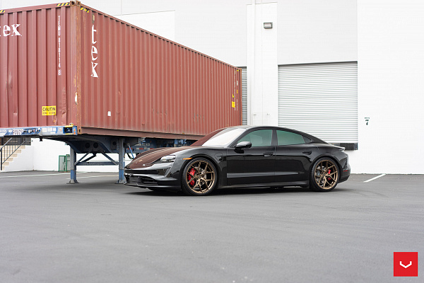 Фото дисков Vossen HF-5 Сатиновая бронза на Porsche Taycan I
