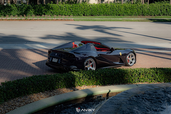 Фото дисков Anrky RS5.3 Полированный лак на Ferrari 812