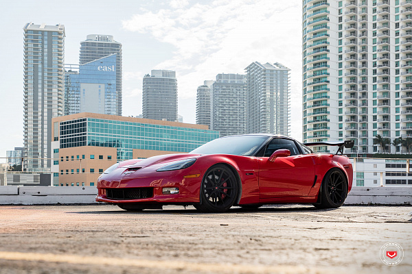 Фото дисков Vossen M-X2 Черный сатин на Chevrolet Corvette C6