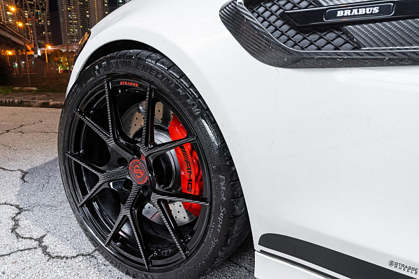 Фото дисков Strasse Wheels SM5R Deep Concave Monoblock Другой цвет на Mercedes-Benz C-Class (W204)