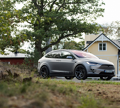 Фото дисков Vossen CG-205T на Tesla Model X