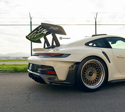 Фото дисков HRE 501 на Porsche 911 VIII