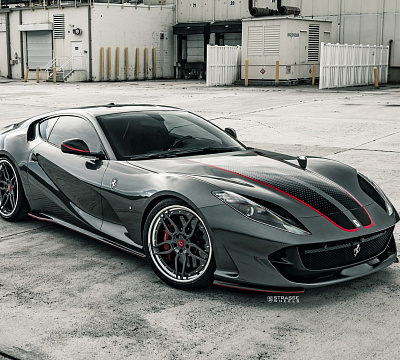 Фото дисков Strasse Wheels SV4 Deep Concave FS на Ferrari 812