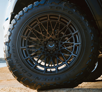 Фото дисков Vossen LCX-03 на Ram 1500 V