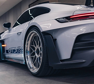 Фото дисков HRE 300 на Porsche 911 VIII