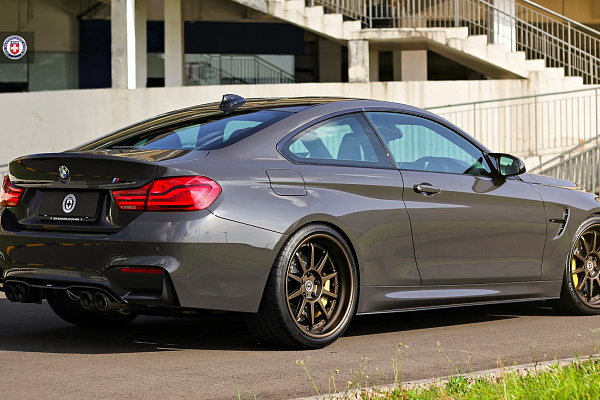 Фото дисков HRE C103 Сатиновая бронза на BMW 4/M4 (F32/F82)