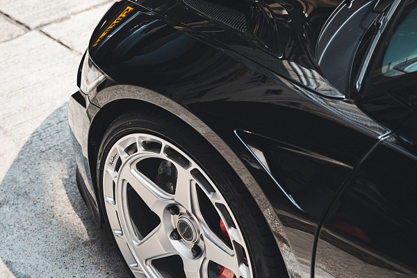 Фото дисков Brixton Forged TR05 AERO1 Сатиновый лак на Acura NSX II